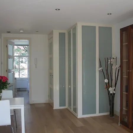 Bed & Breakfast Great Bed And Breakfast Amsterdam 2*